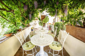 Sant Agostino Luxury Apartment with Terrace, Lucca